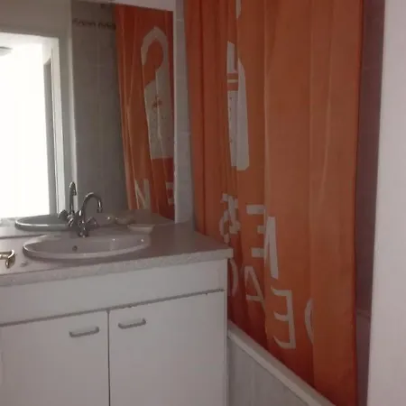 Ξενοδοχείο Ensemble D'appartements - Malibu Village Canet-en-Roussillon