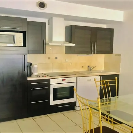 Ξενοδοχείο Ensemble D'appartements - Malibu Village